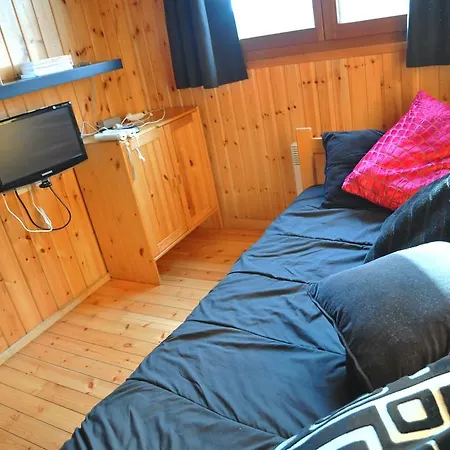 Arbre Dressé Ferienhaus Somme-Leuze